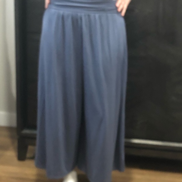 Pants - Picture 3 of 6